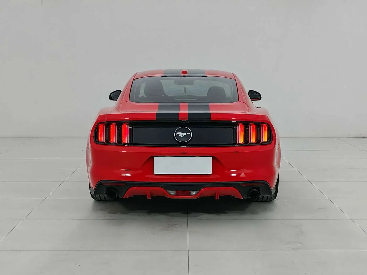 Ford Mustang 2017 — Photo 5/20