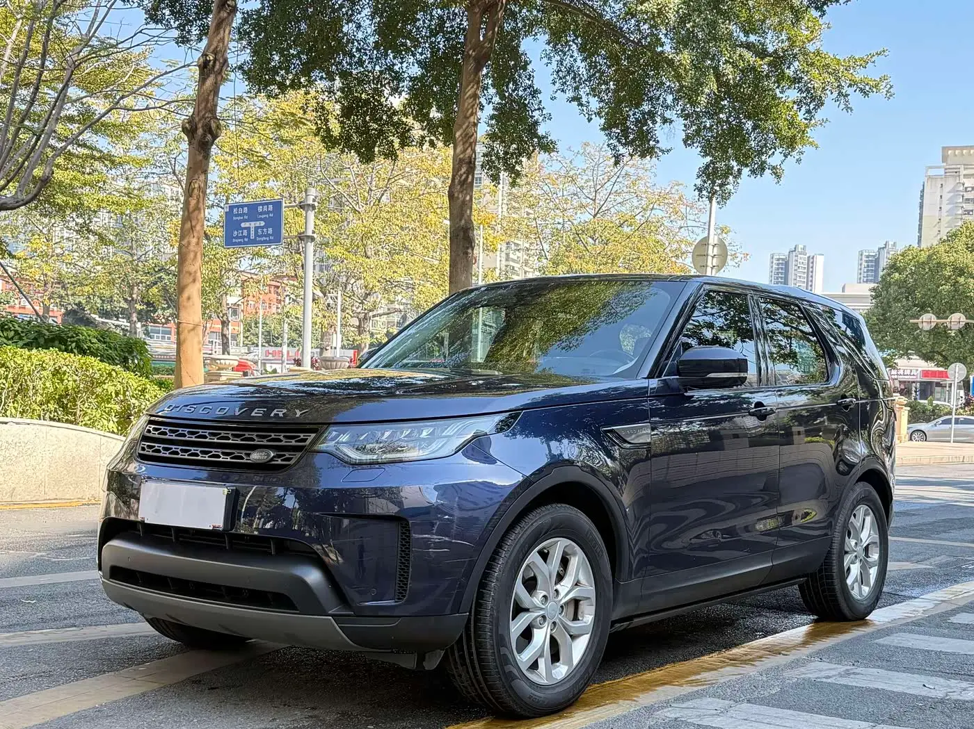 Land Rover Discovery 2018 — Şəkil 1/9