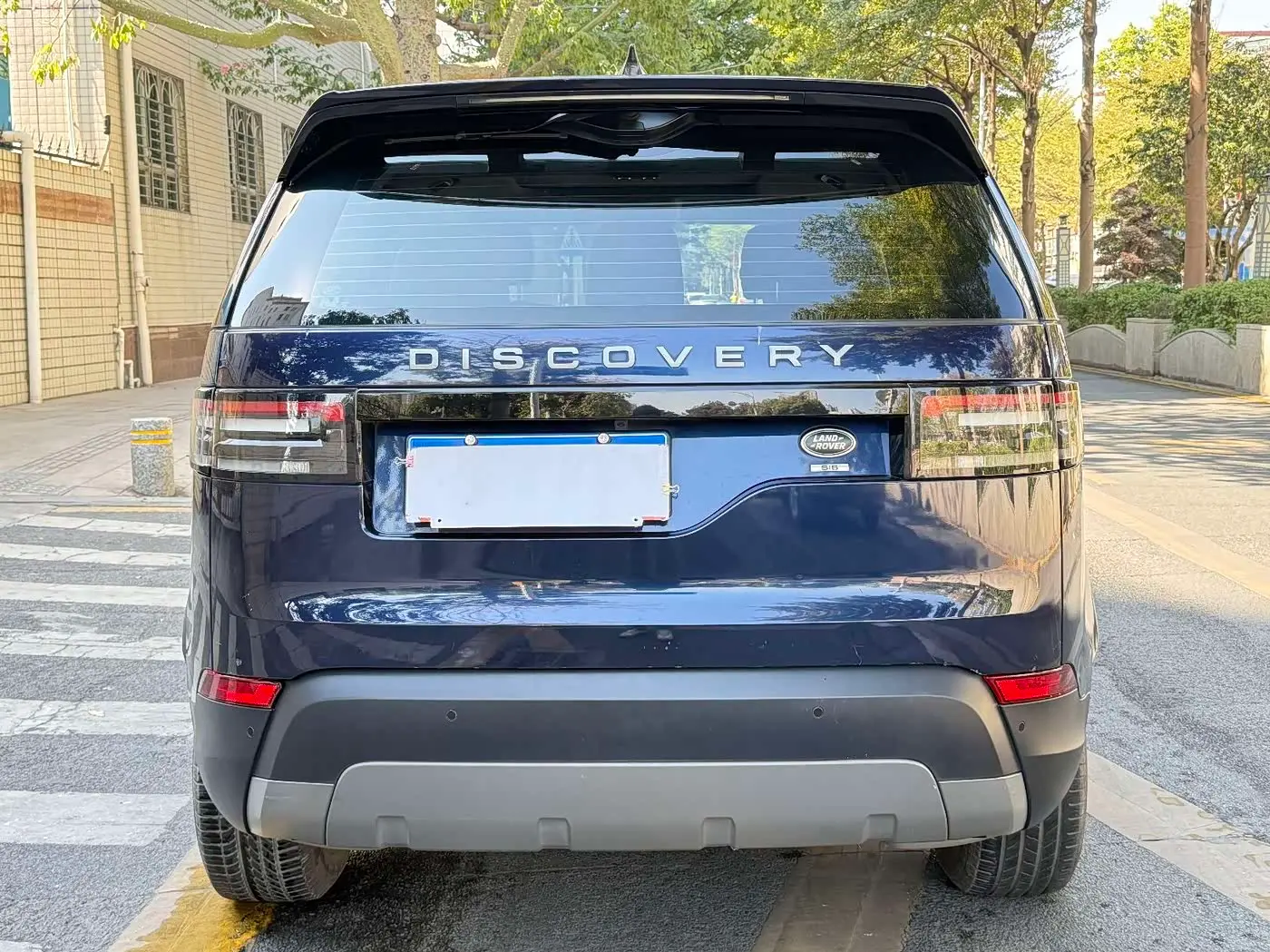 Land Rover Discovery 2018 — Şəkil 5/9