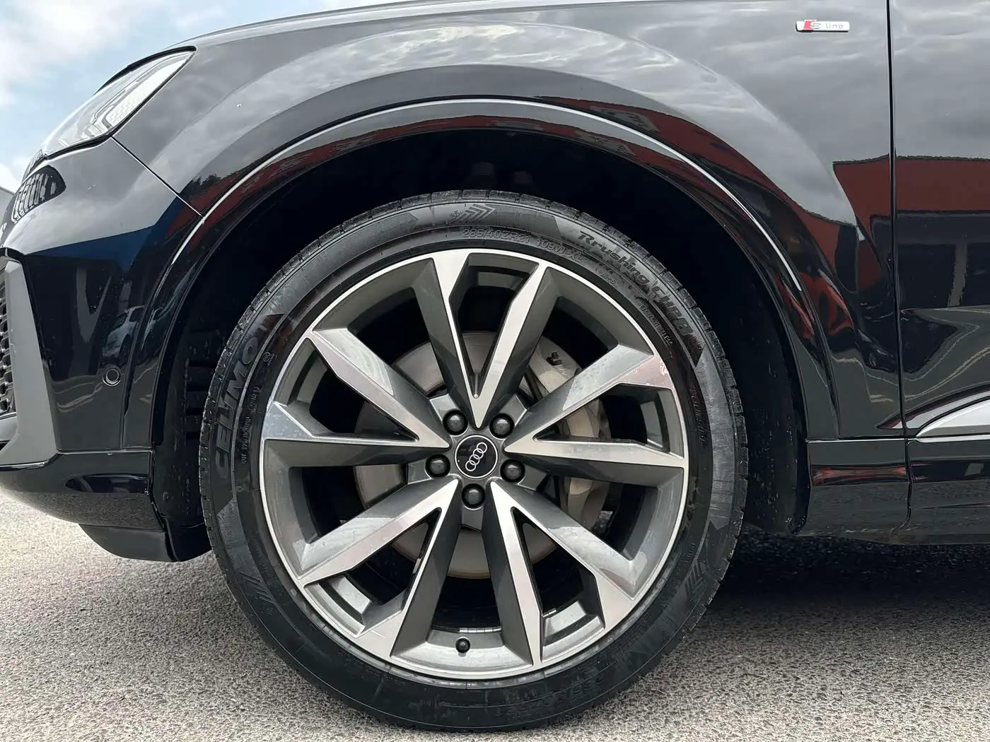Audi Q7 2022 — Фото 15/19