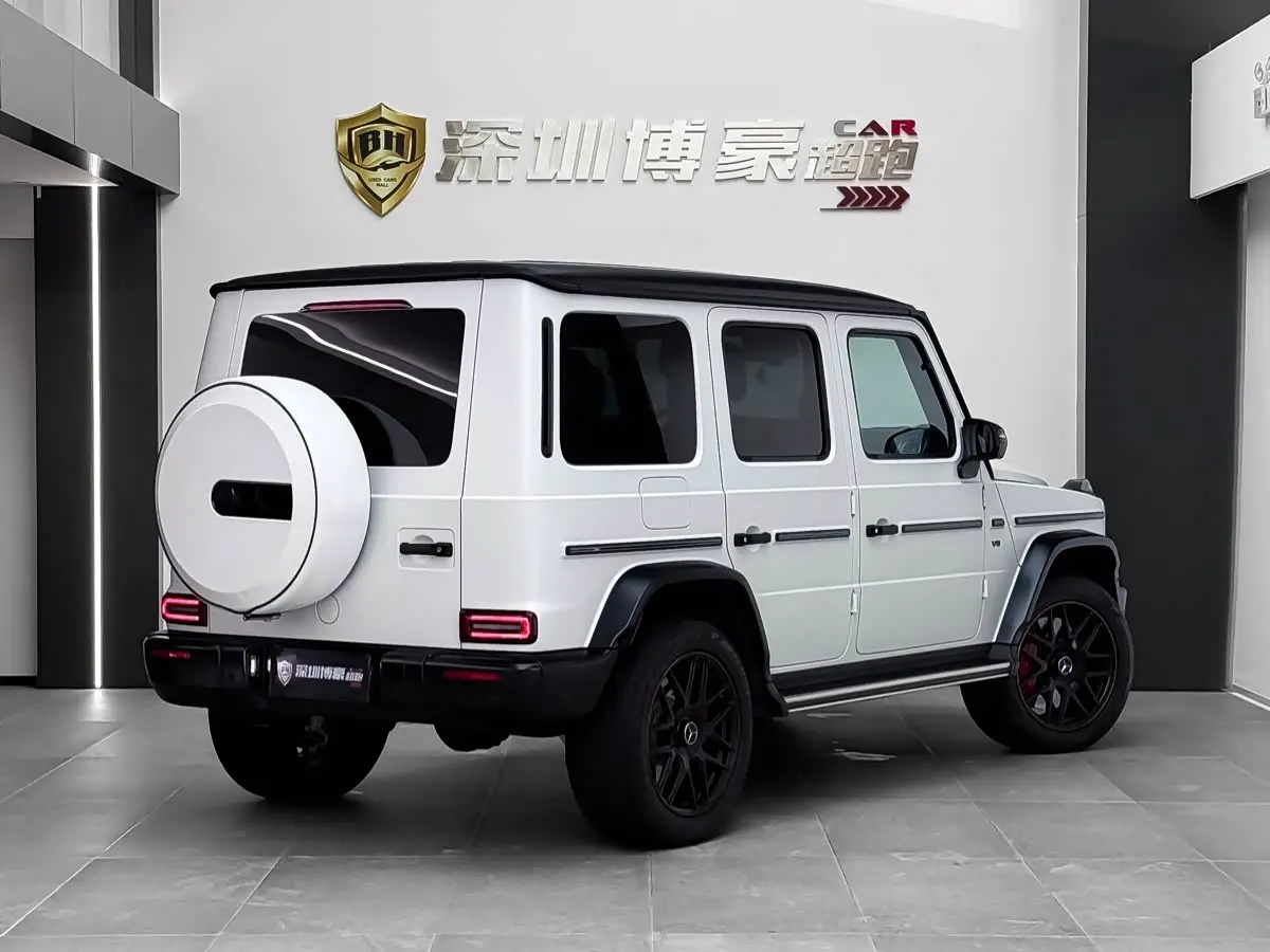 Mercedes-Benz G-Class 2023 — Фото 11/20
