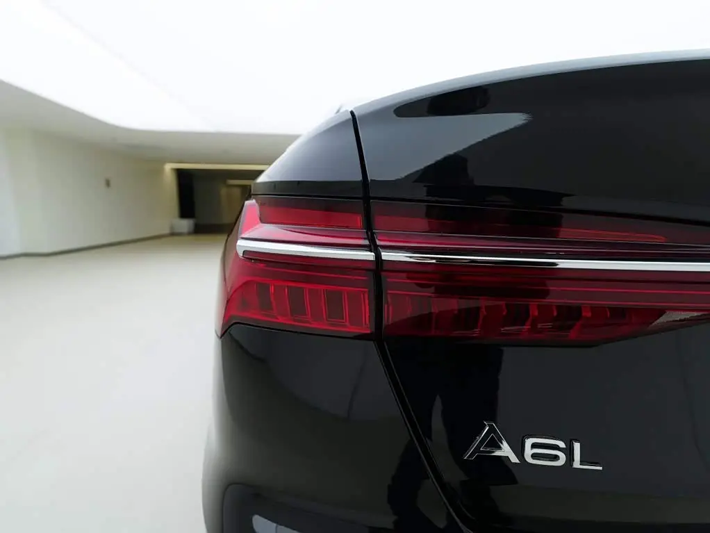 Audi A6L 2025 — Фото 10/20