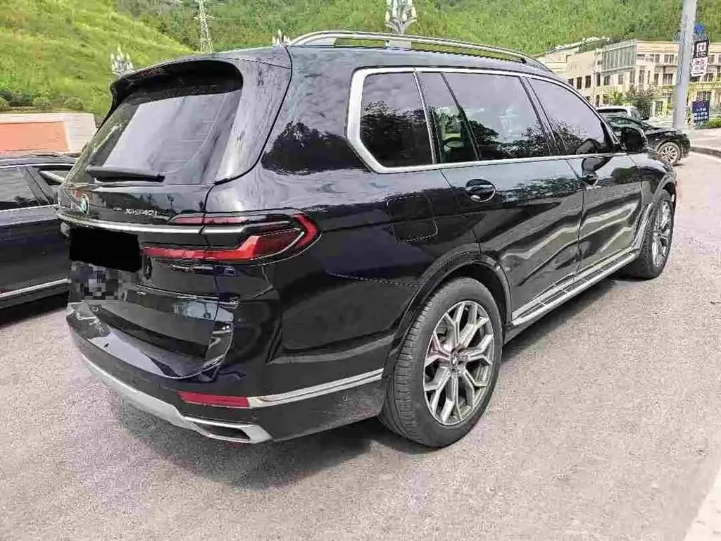 BMW X7 2023 — Photo 4/4