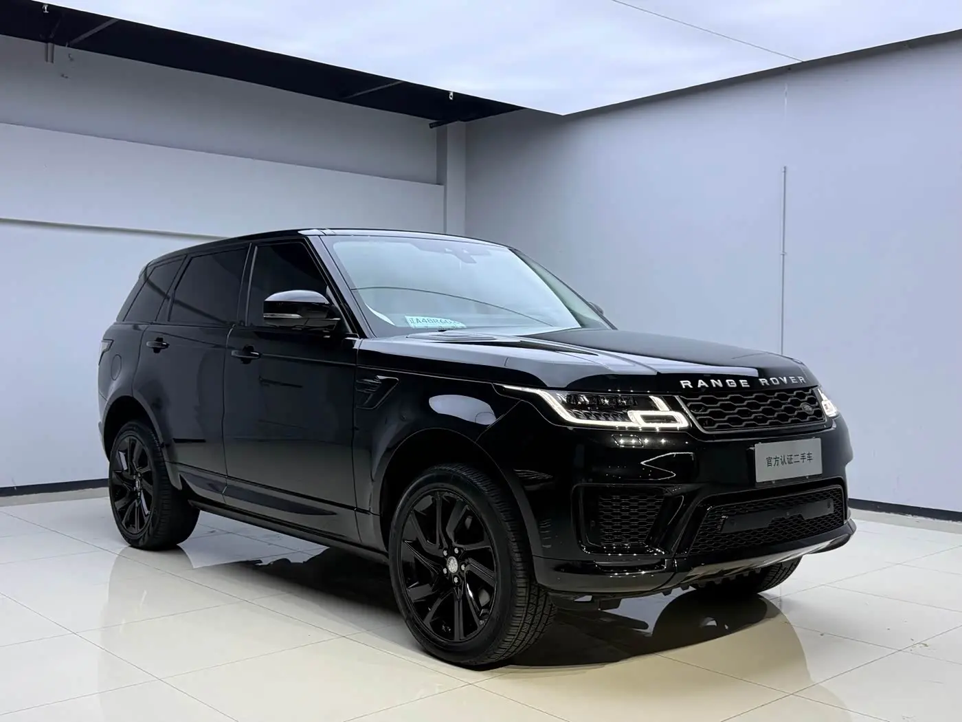 Land Rover Range Rover Sport 2019 — Photo 3/18