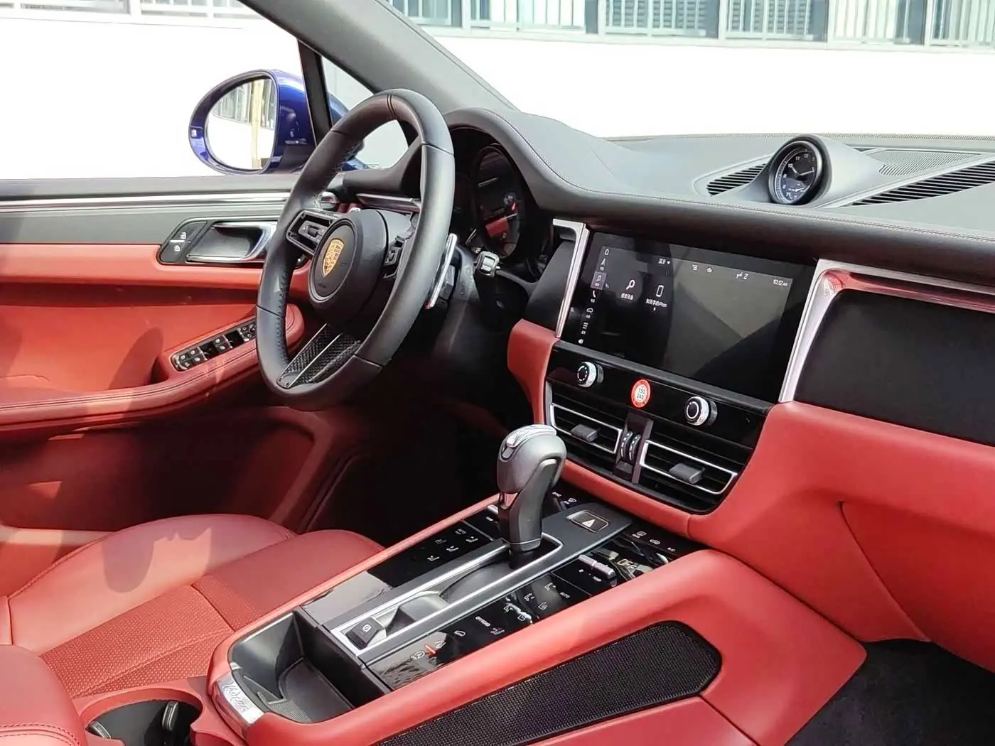 Porsche Macan 2022 — Şəkil 6/8