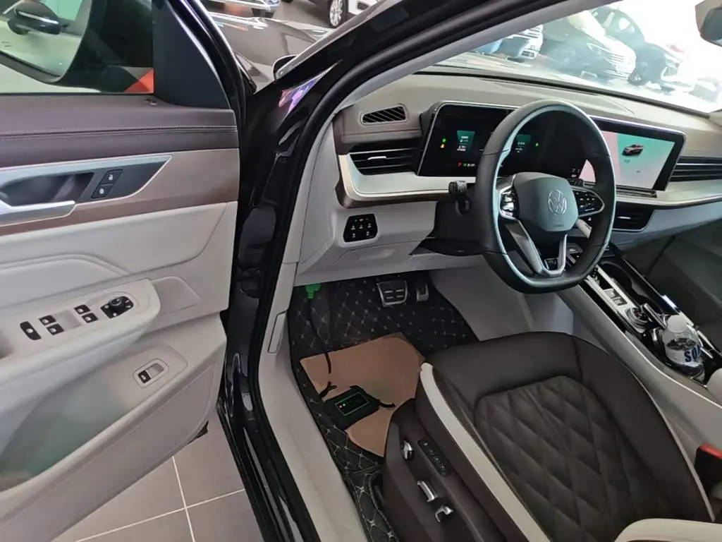 Volkswagen Talagon 2023 — Şəkil 16/20
