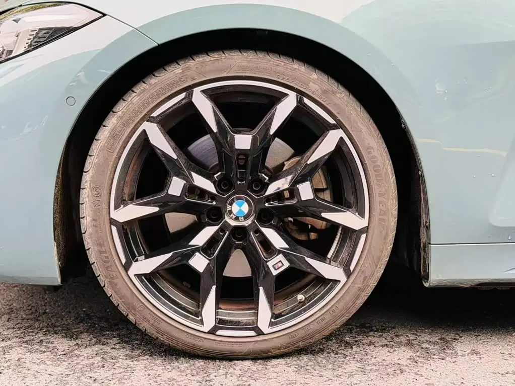 BMW 4 Series 2025 — Фото 7/18