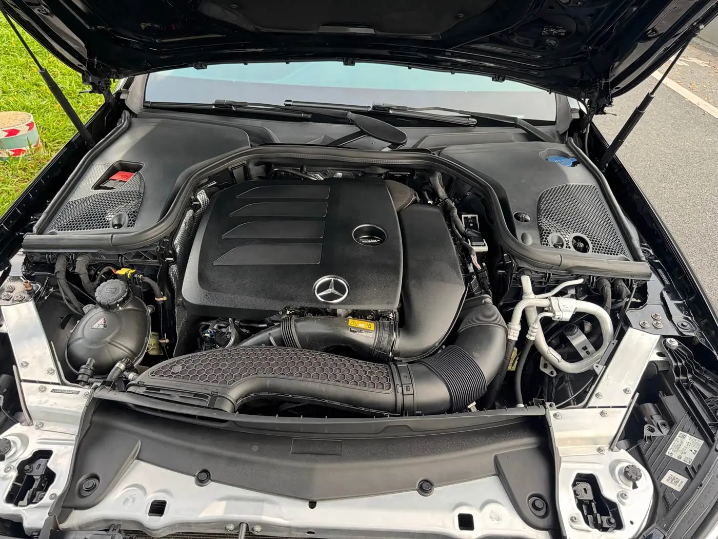 Mercedes-Benz E-Class 2021 — Фото 16/19