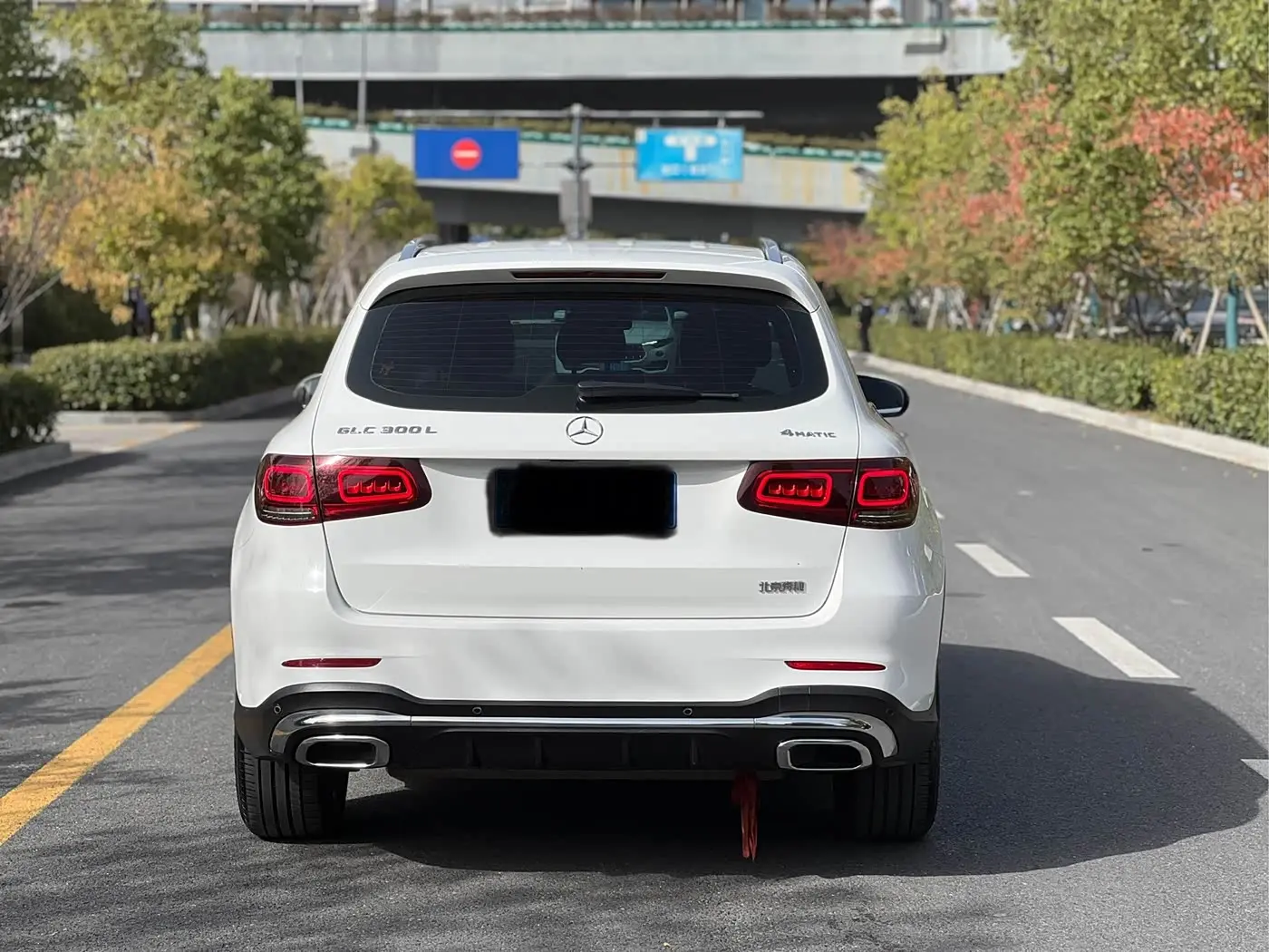 Mercedes-Benz GLC 2019 — Photo 16/17