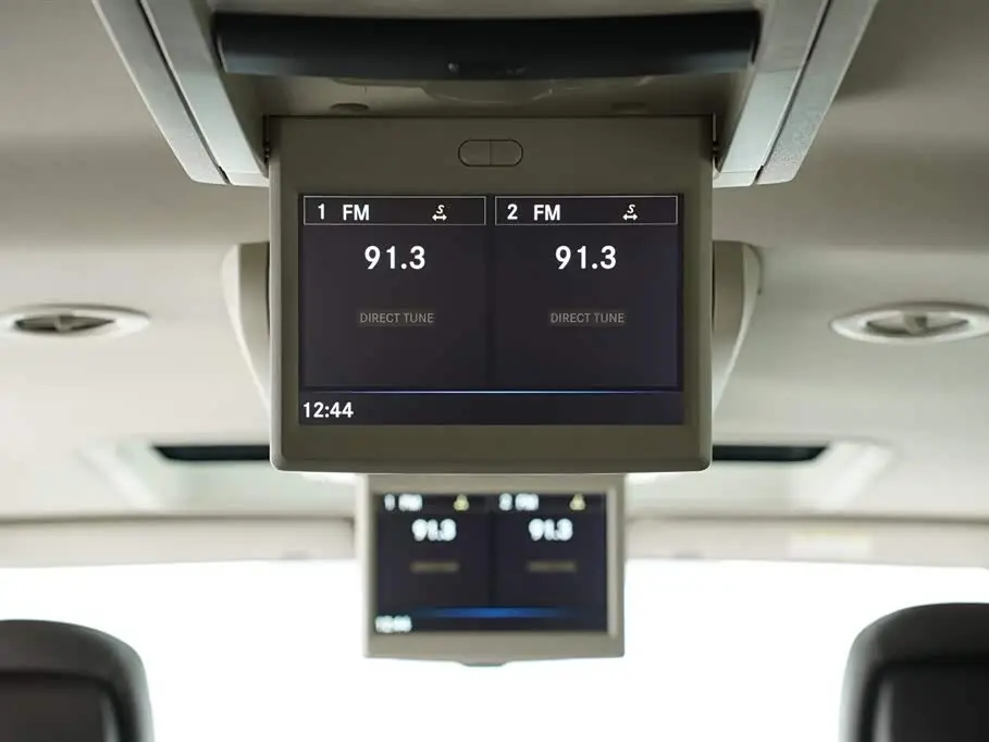 Chrysler Grand Voyager 2017 — Şəkil 14/20