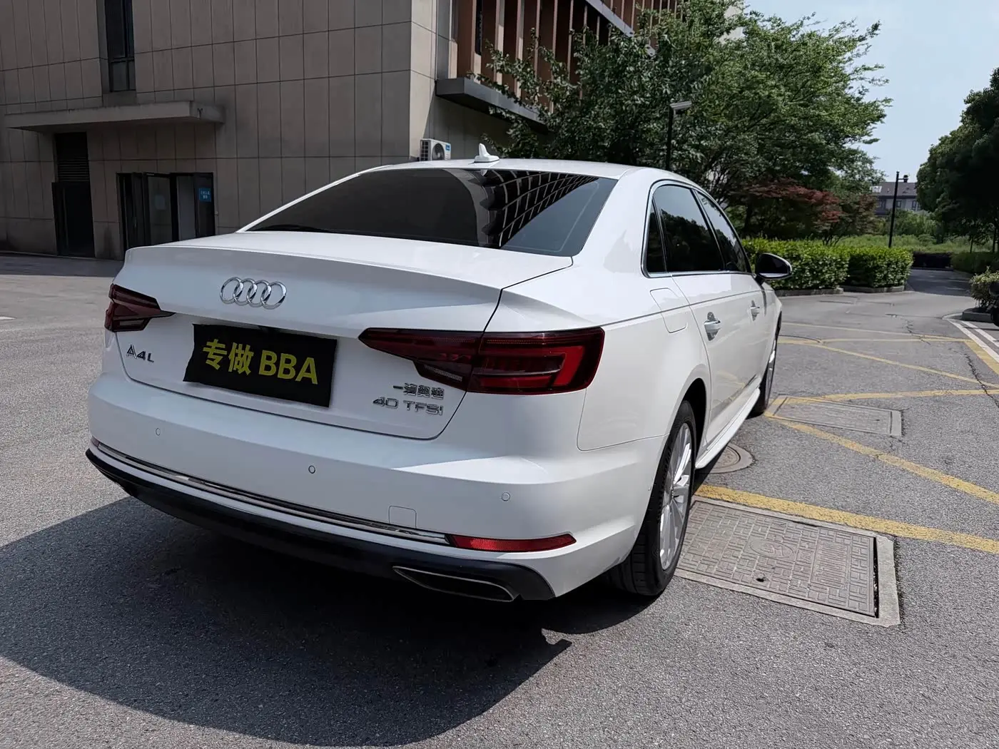 Audi A4L 2019 — Photo 17/20