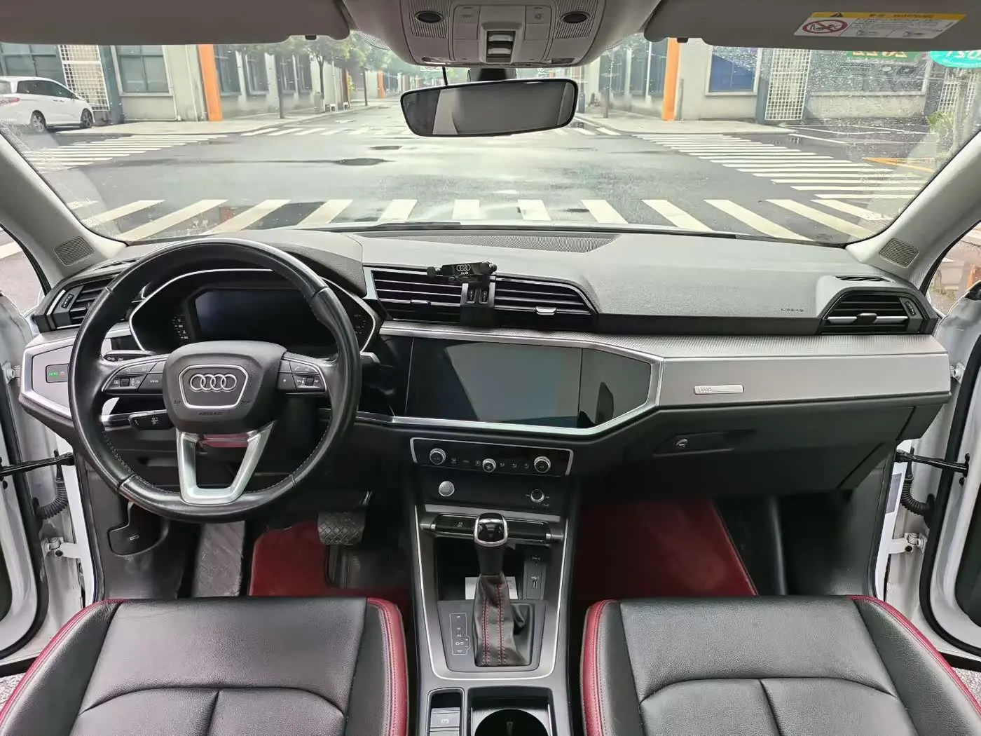 Audi Q3 2020 — Şəkil 9/9