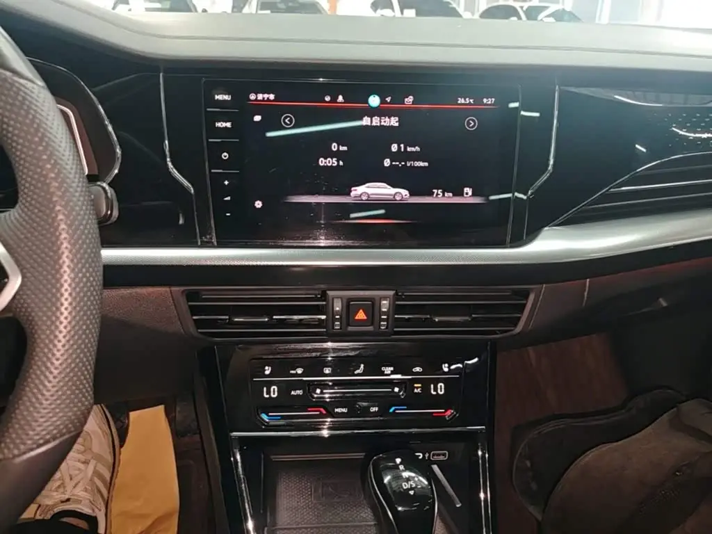 Volkswagen Passat 2024 — Şəkil 13/20