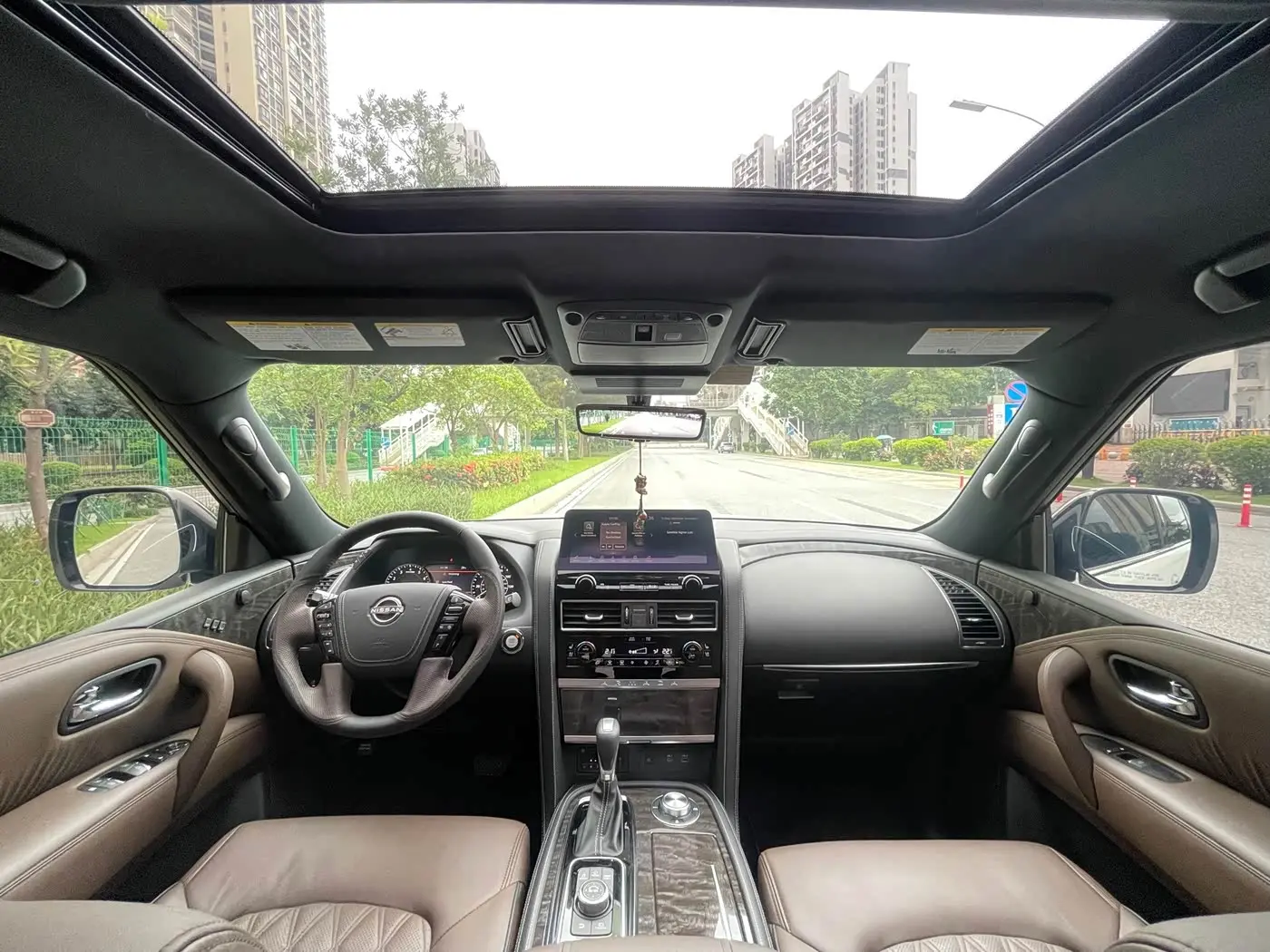 Nissan Patrol 2023 — Photo 10/20