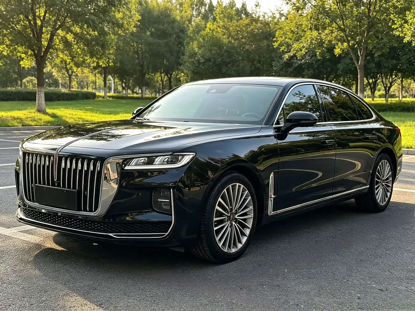Hongqi H9 2021 — Фото 1/9