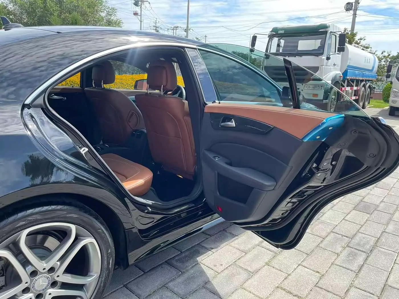 Mercedes-Benz CLS 2015 — Şəkil 15/20
