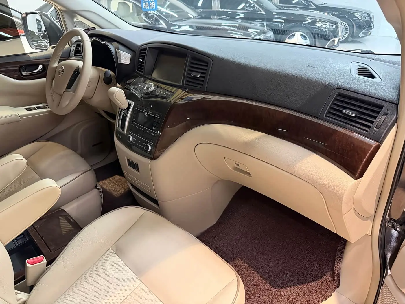 Nissan Quest 2016 — Şəkil 17/20
