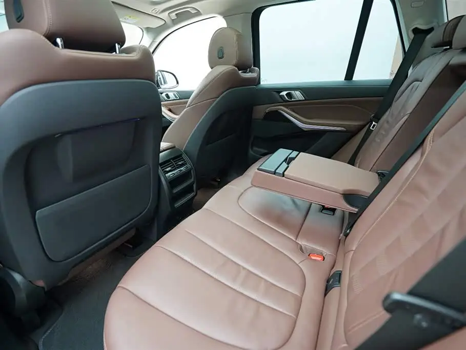 BMW X5 2020 — Photo 15/18