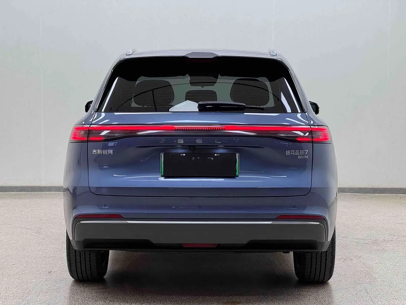 Geely Galaxy Galaxy Starship 7 EM-i 2024 — Photo 5/20