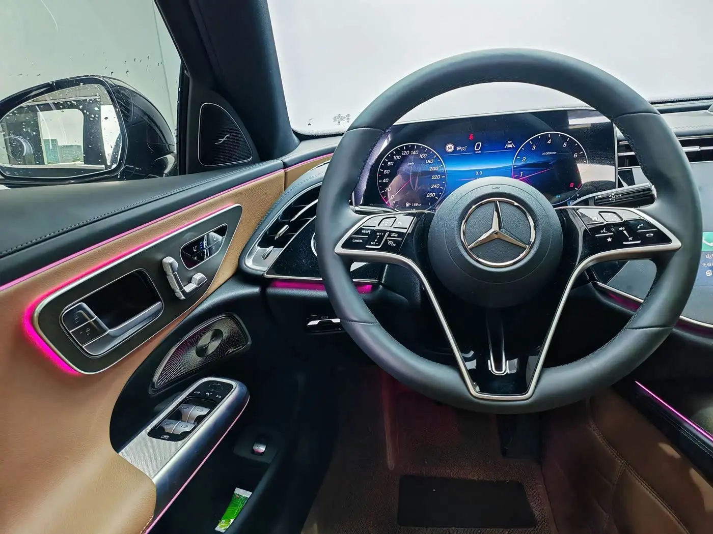 Mercedes-Benz E-Class 2025 — Фото 9/19