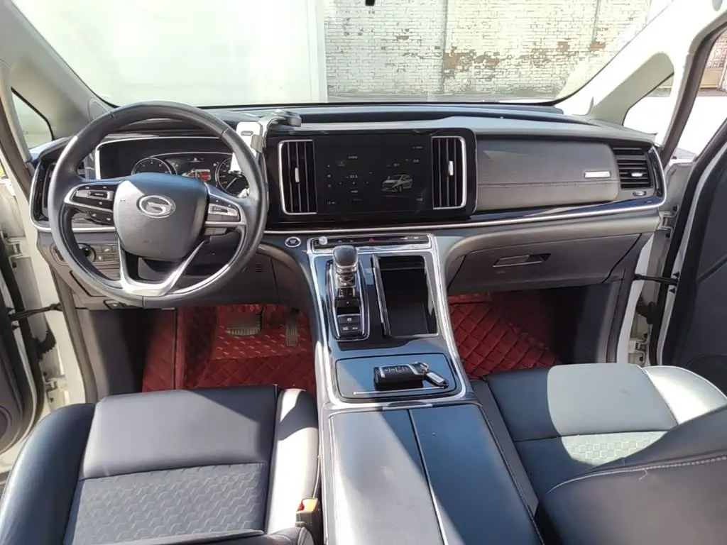 GAC Trumpchi Trumpchi M8 2022 — Фото 10/20