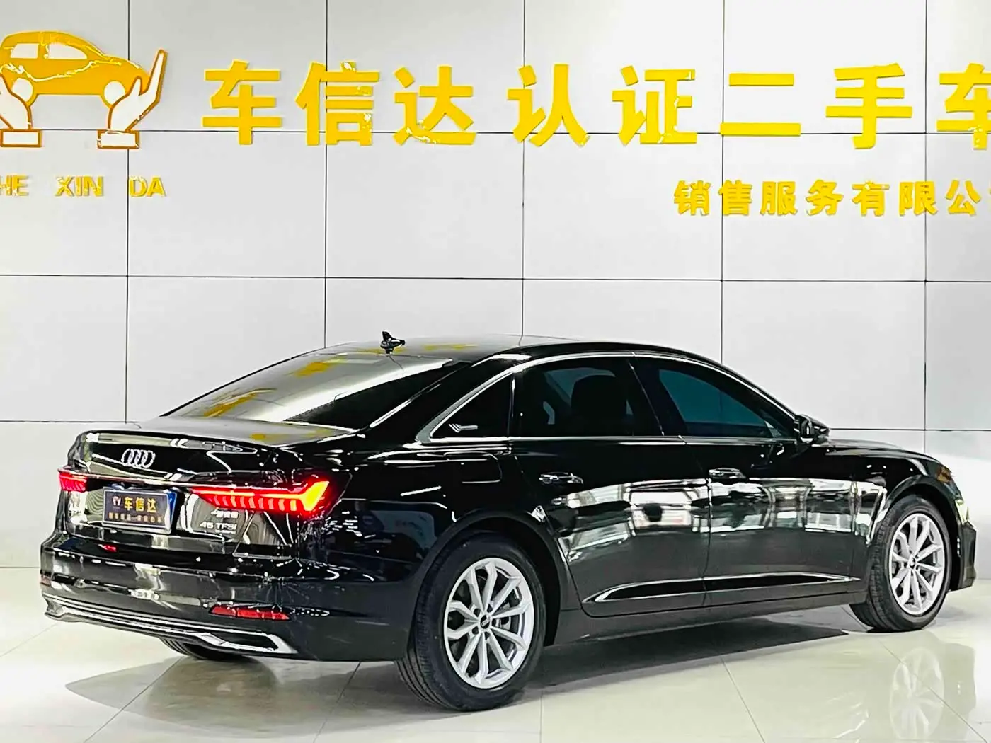 Audi A6L 2022 — Фото 5/11