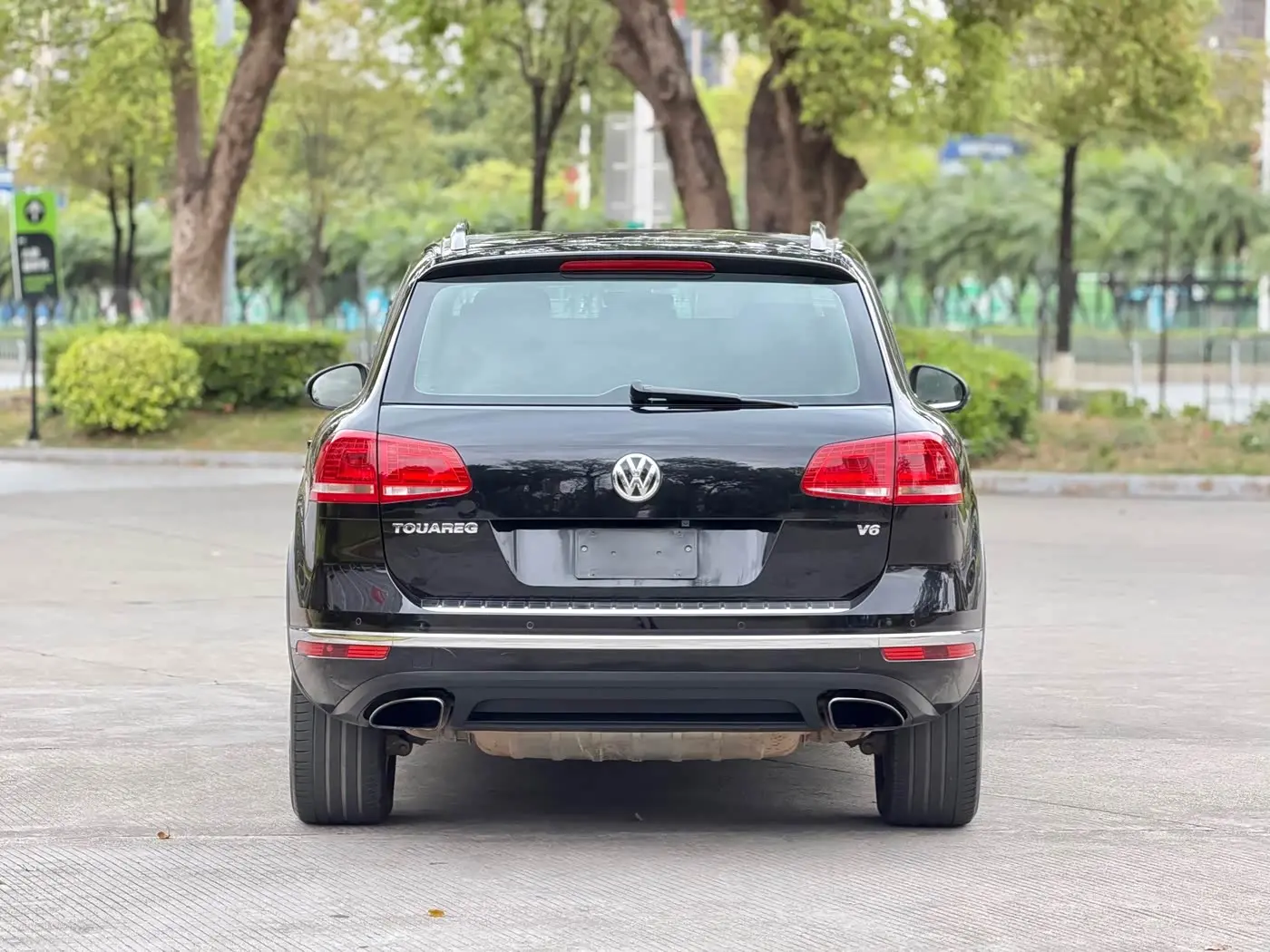 Volkswagen Touareg 2017 — Photo 6/20
