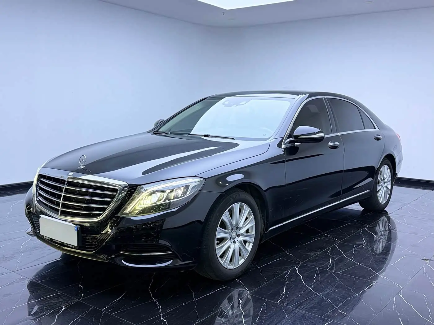Mercedes-Benz S-Class 2014 — Photo 1/20
