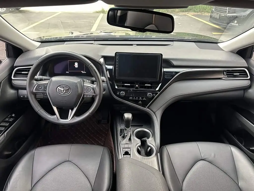 Toyota Camry 2022 — Şəkil 8/9