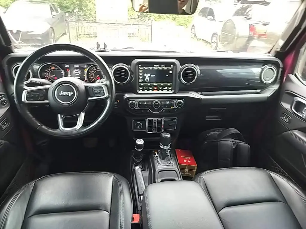 Jeep Wrangler 2024 — Photo 10/20