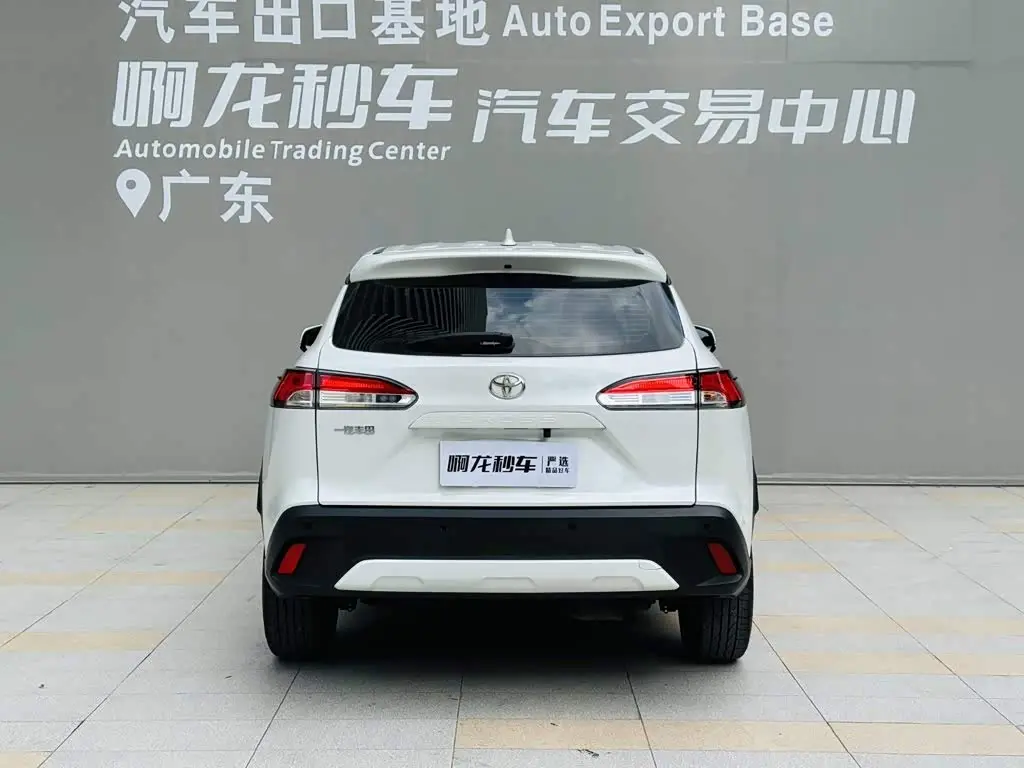 Toyota Corolla Cross 2023 — Фото 5/20