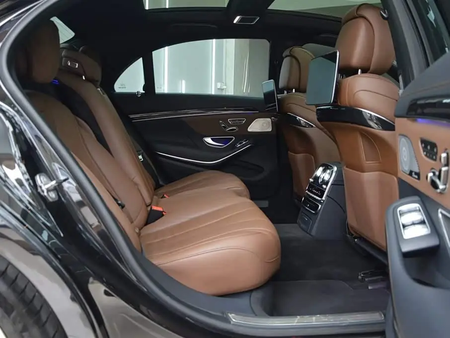 Mercedes-Benz S-Class 2021 — Photo 7/20