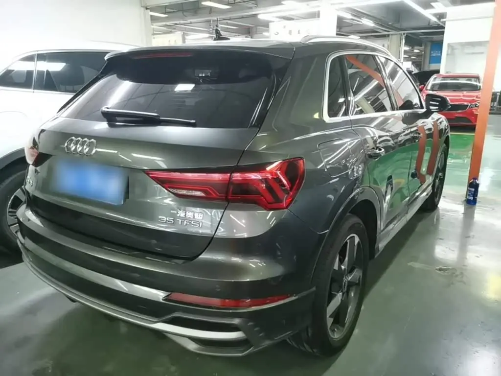 Audi Q3 2021 — Photo 7/20
