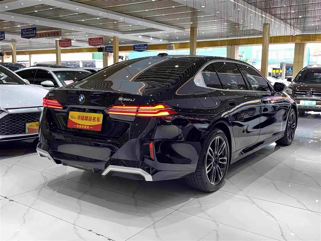BMW 5 Series 2025 — Şəkil 4/20