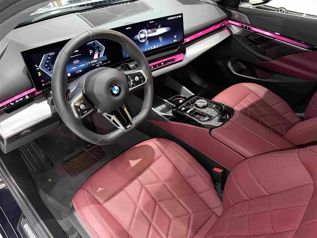 BMW 5 Series 2025 — Şəkil 12/20