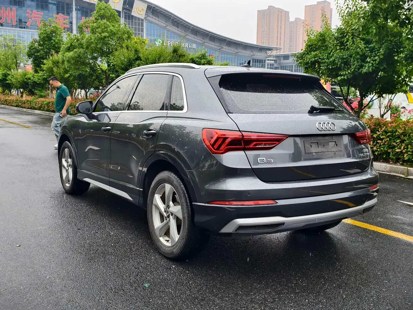 Audi Q3 2020 — Şəkil 6/16