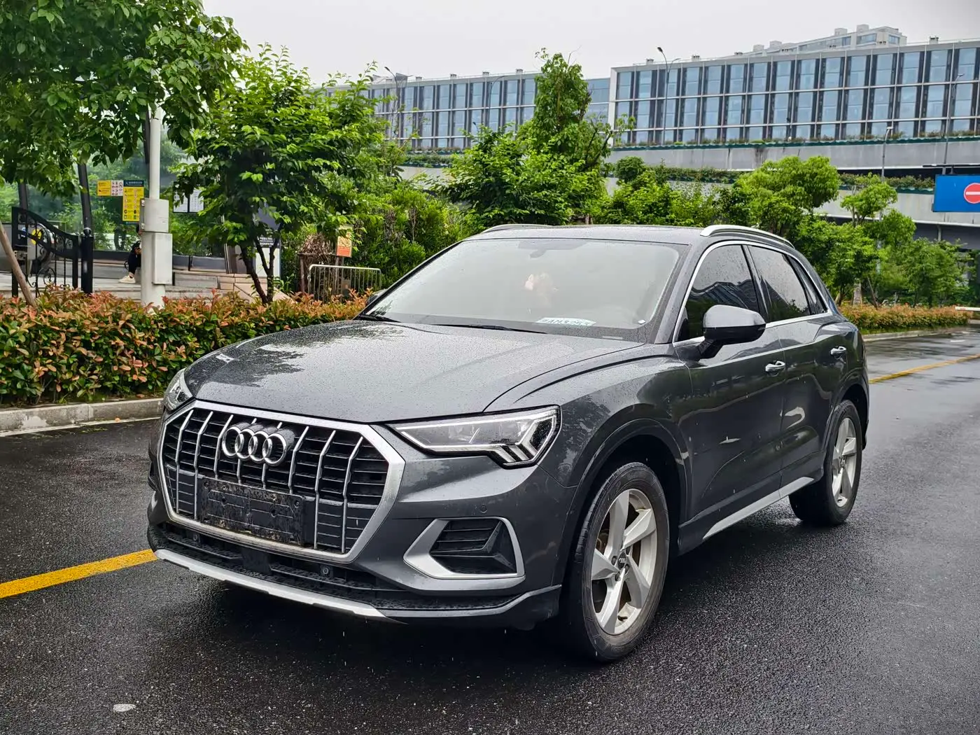 Audi Q3 2020 — Şəkil 1/16