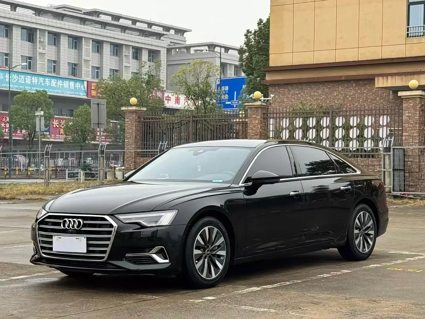 Audi A6L, 2023