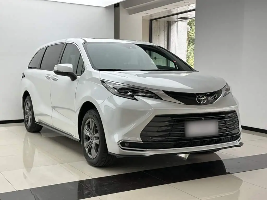 Toyota Sienna 2026 — Фото 9/20