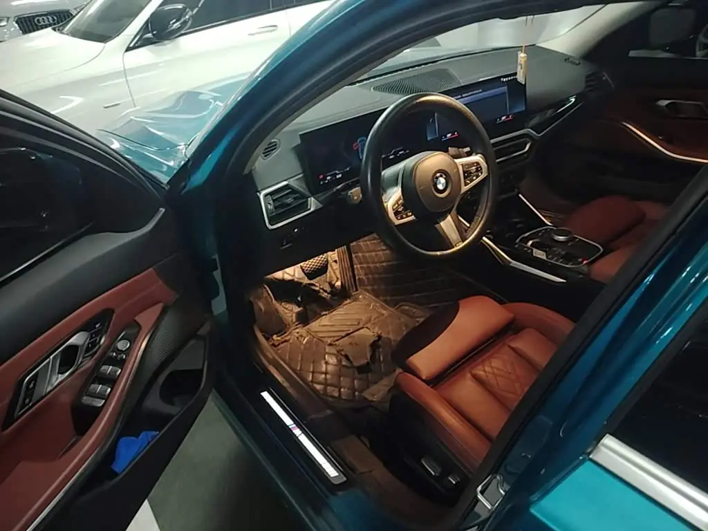 BMW 3 Series 2023 — Şəkil 12/20