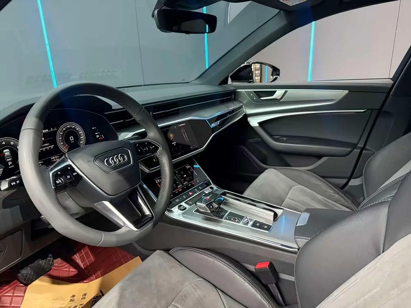 Audi A6L 2021 — Фото 11/12