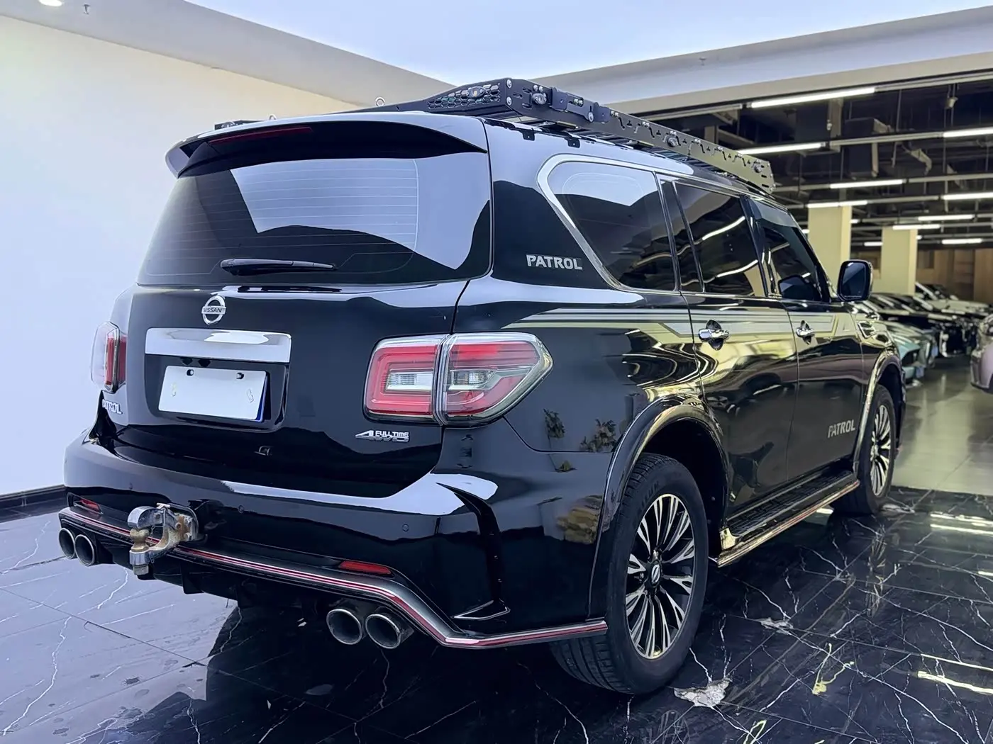 Nissan Patrol 2020 — ფოტო 14/14