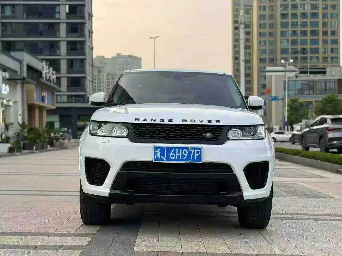 Land Rover Range Rover Sport 2017 — Şəkil 2/10