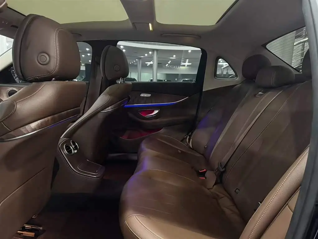 Mercedes-Benz E-Class 2024 — Şəkil 14/20