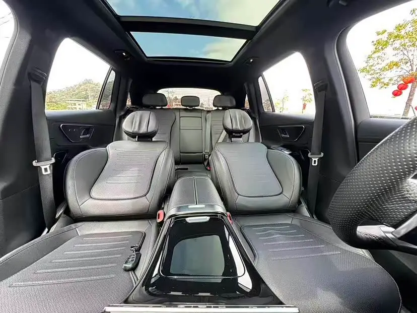 Mercedes-Benz GLC 2024 — Фото 10/20