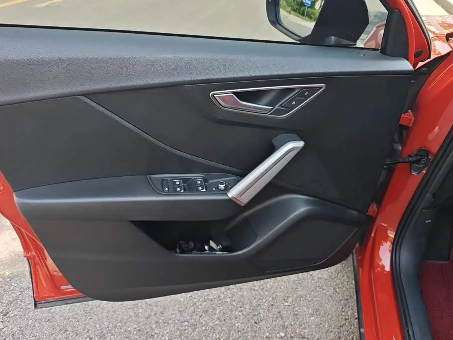 Audi Q2L 2021 — Photo 7/16