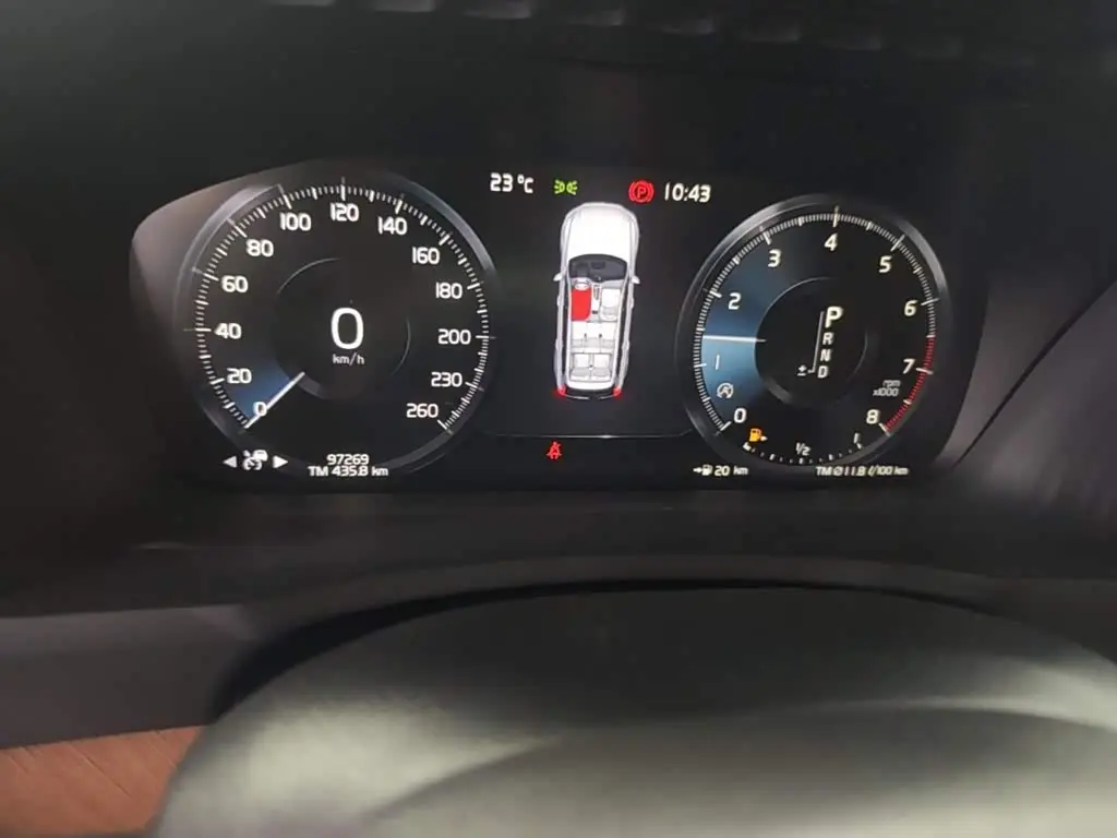 Volvo XC90 2020 — Photo 12/20