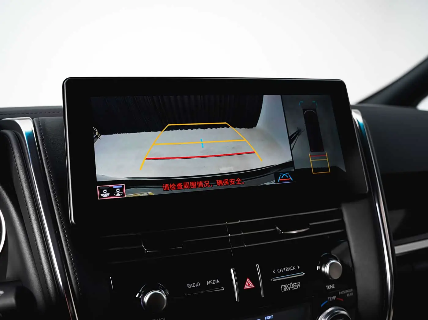 Lexus LM 2021 — Фото 11/20