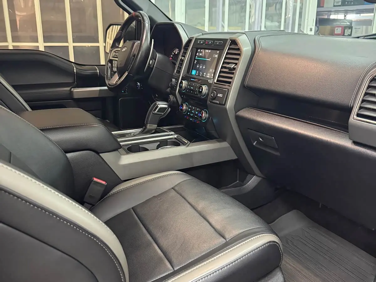 Ford F-150 Raptor 2018 — Фото 5/12