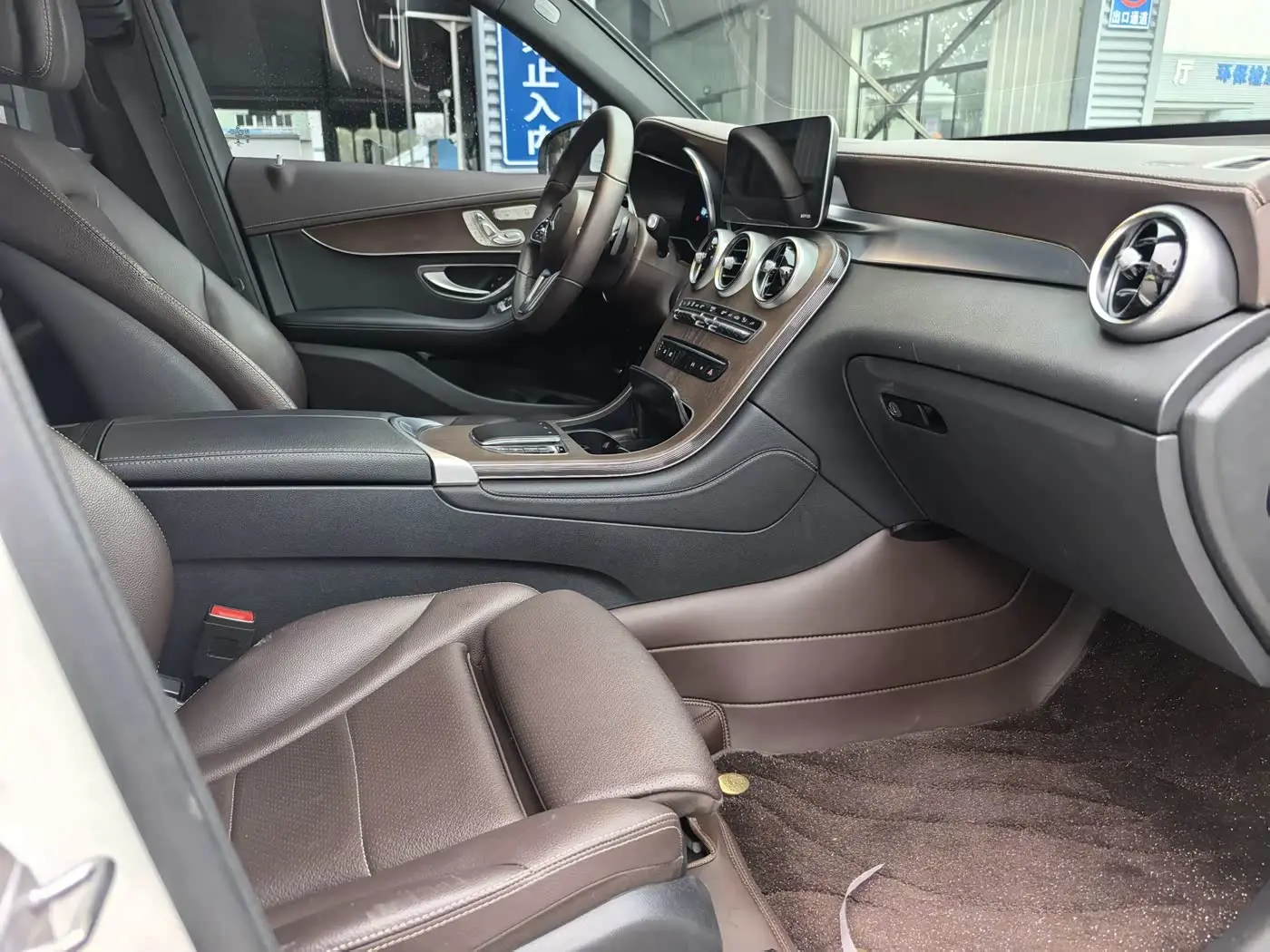 Mercedes-Benz GLC 2021 — Фото 10/12